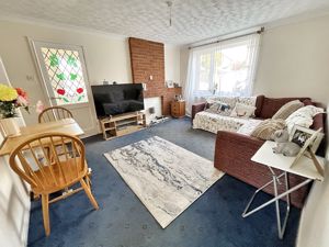 Lounge- click for photo gallery